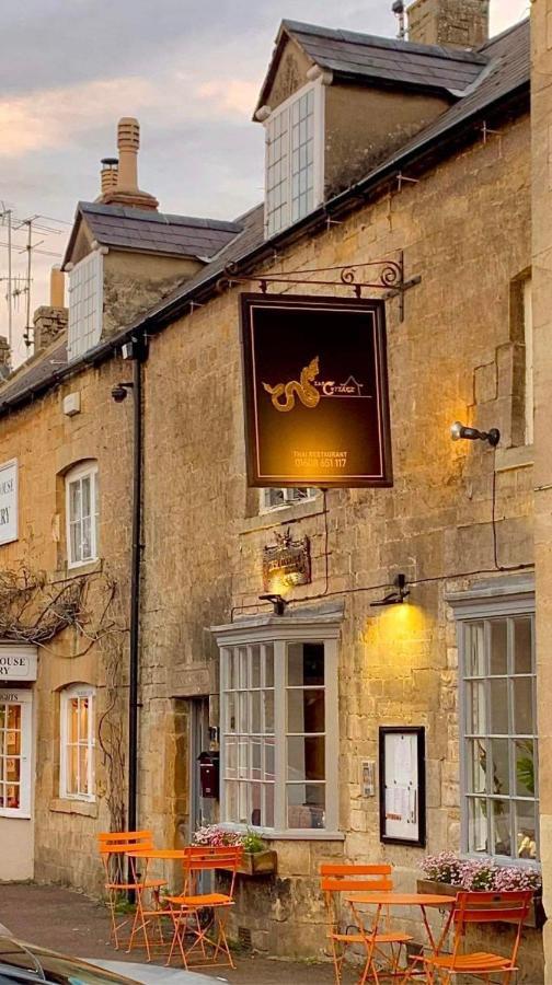 Siam Cottage Guesthouse Over 300 Years Old With Thai Restaurant Moreton-in-Marsh Eksteriør bilde